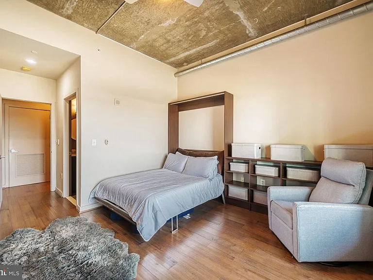1200 Steuart St #713 — Photo 17