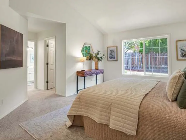 16605 NW Dublin Ct — Photo 13