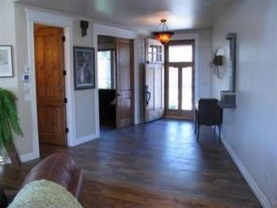 610 Cardwell Ct, Jacksonville, OR, 97530