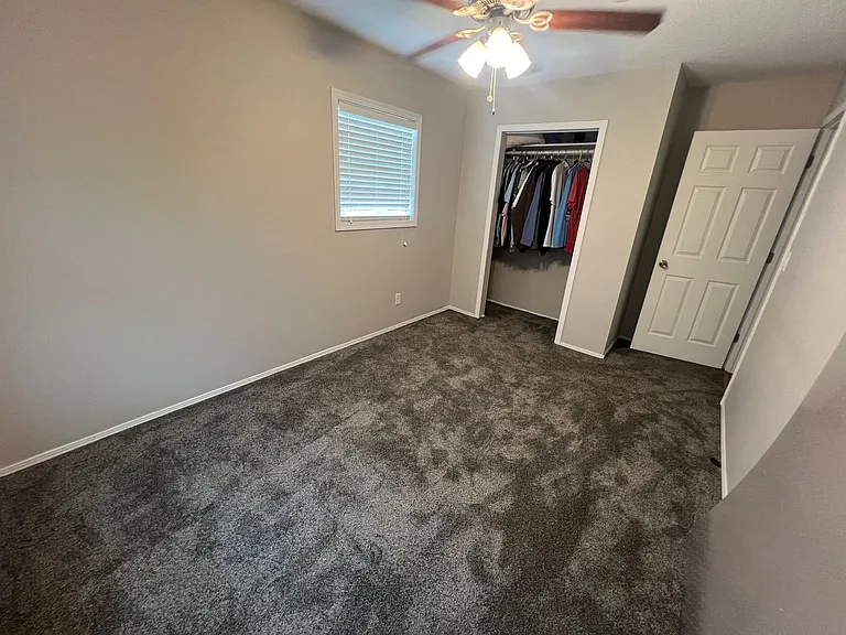 420 Walnut St — Photo 14