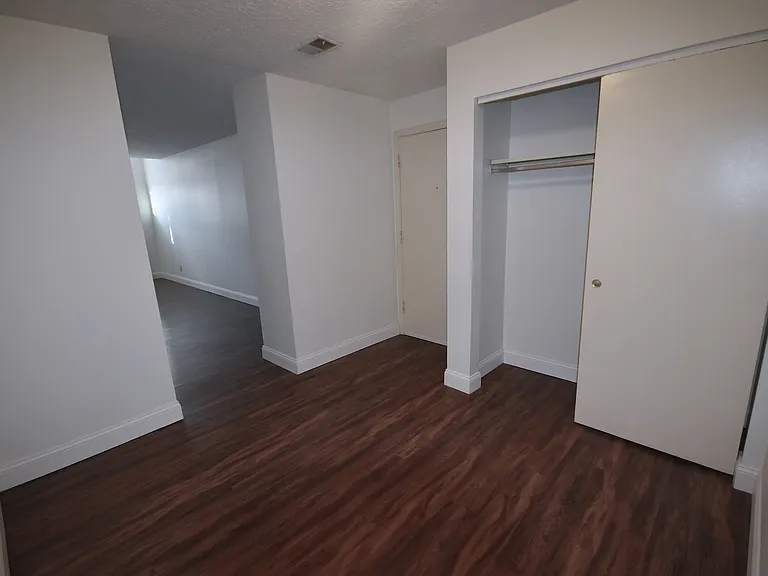 Entrance/Dining Room