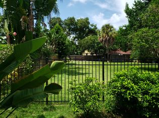 415 9th Ave NE, Saint Petersburg, FL 33701