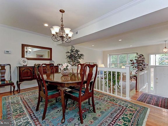 5th image of 4922 Cloister Dr