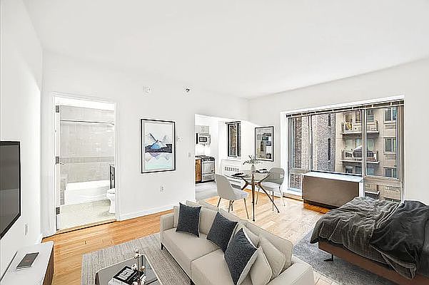 1st image of 30 W 18th St APT 5A