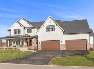 4720 Waakeesha Dr, Oswego, IL 60543