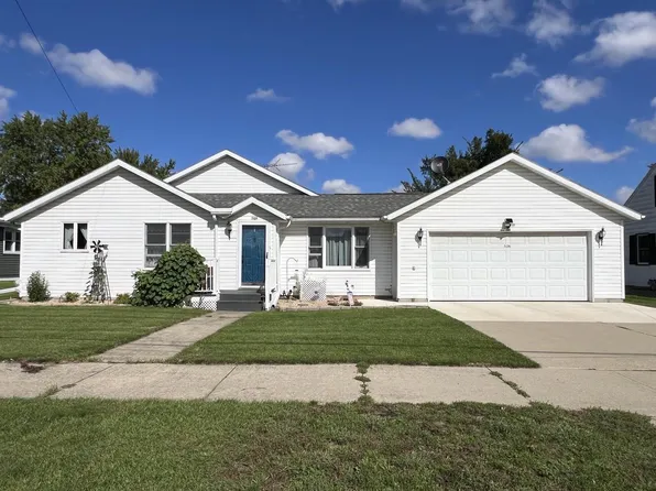 509 W Court St, IA 50659