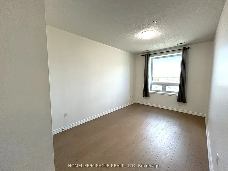7400 Markham Rd #423 — Photo 21