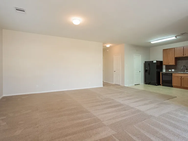 8119 Almera Falls Dr — Photo 4