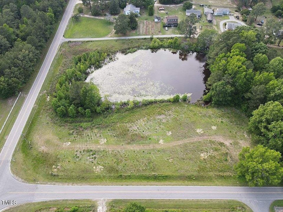 2nd image of 212 Willie Cameron Rd Lot 3