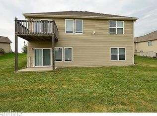 12845 NW Oakside Ct, Platte City, MO 64079