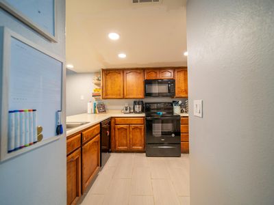 1139 S Pinkham St, Visalia, CA, 93292