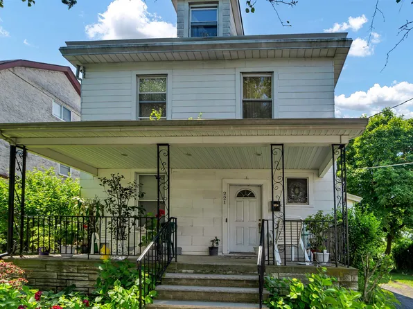 221 77th St, North Bergen, NJ 07047