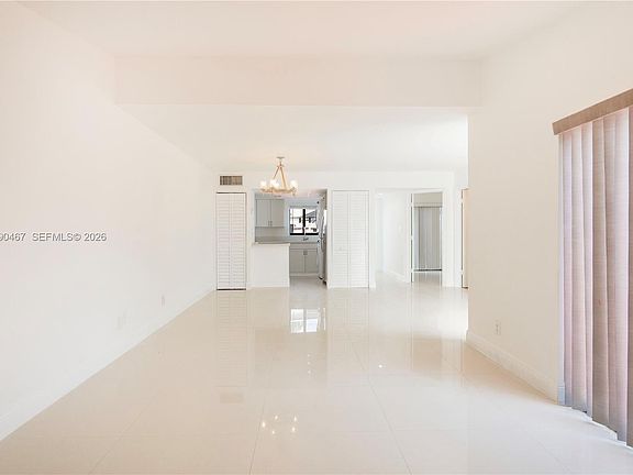4th image of 6912 SW 110th Ave