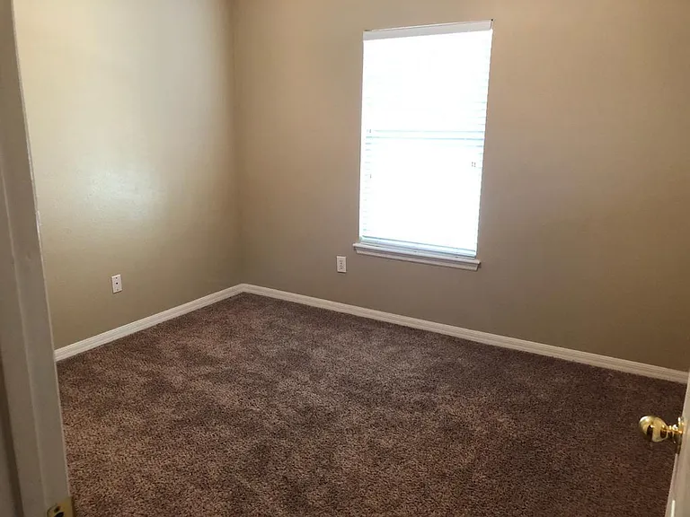 1721 San Jacinto Cir — Photo 11