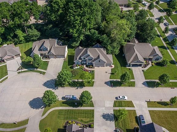 2nd image of 1337 Logan Ln