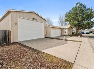 206 Eagle View Dr, Eagle Pt, OR 97524