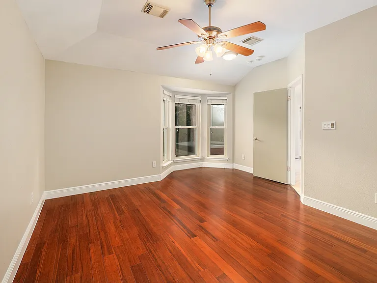 4920 Hibiscus Valley Dr — Photo 15