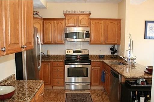 2nd image of 1200 Salem St #180