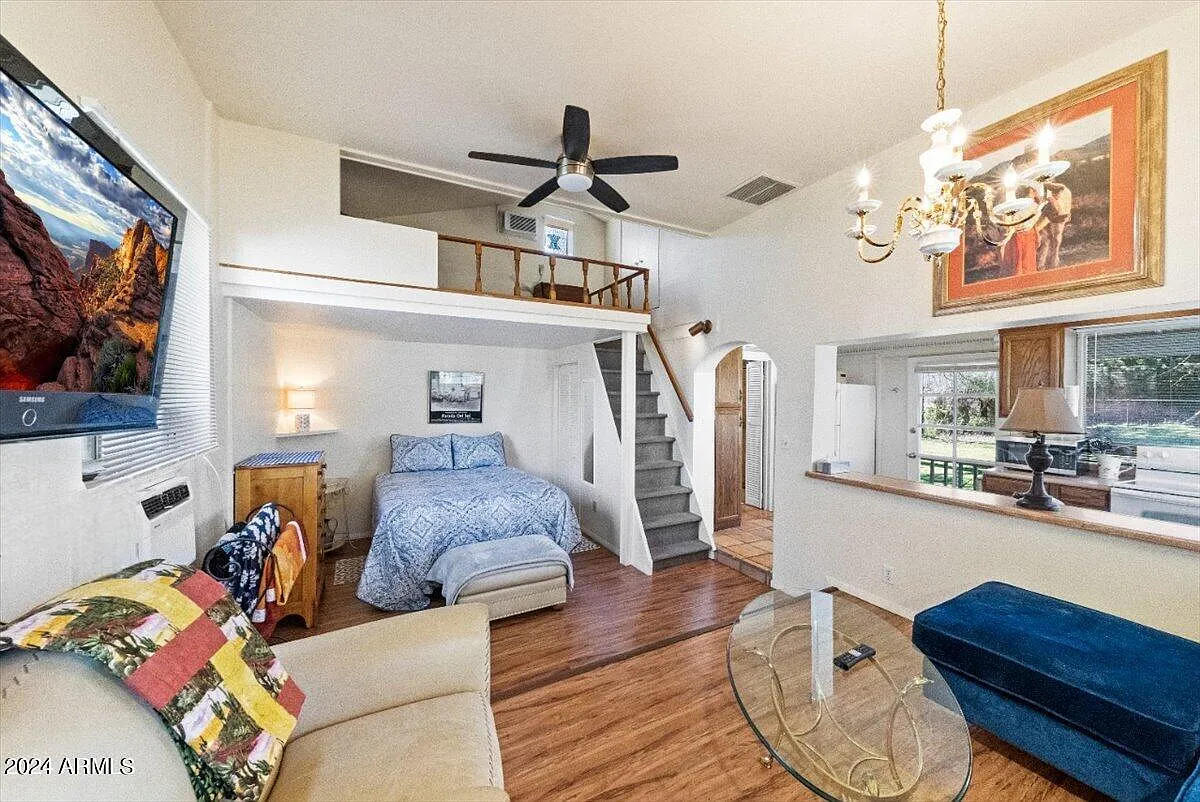 1 bed, 1.0 bath, 529 sqft, $2,400 — Photo 4