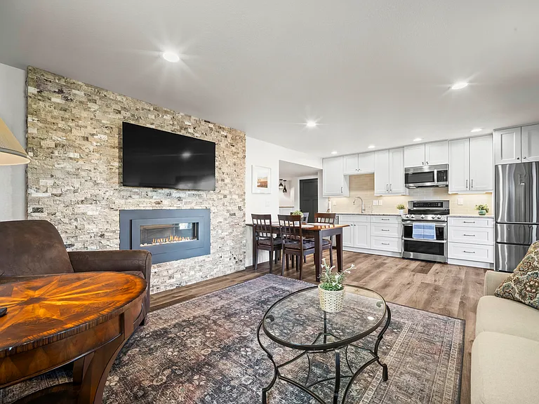 6353 S Jericho Way — Photo 3