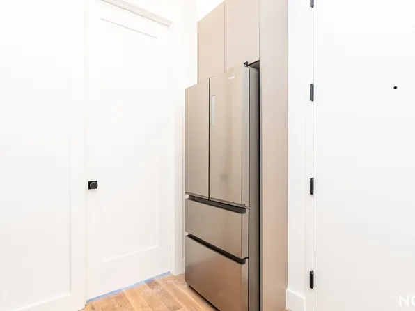 43 Kingston Avenue image 8 of 21