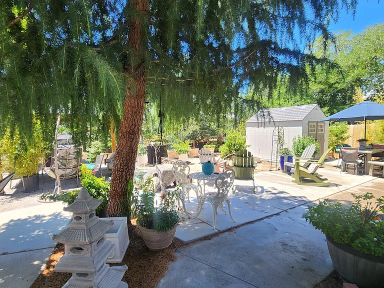 1627 Satellite Dr — Photo 10
