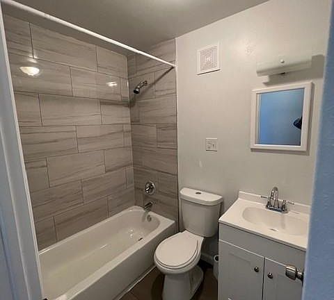 2nd image of 14 Little Paint Way #D