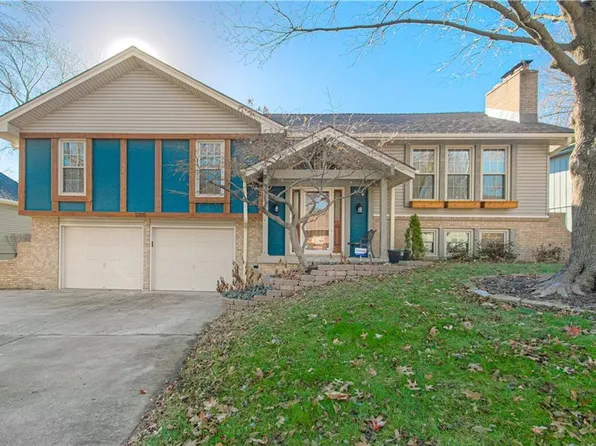 1205 NE 82nd St, Kansas City, MO 64118