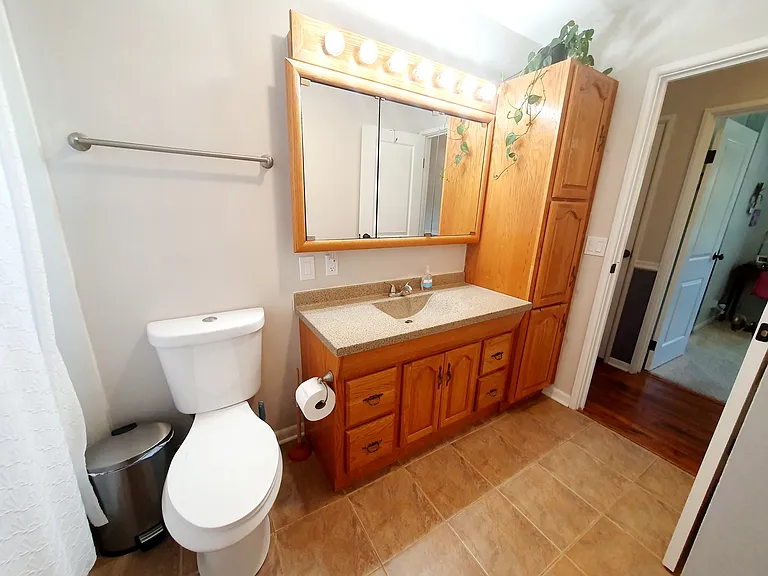 3535 Treaty Ln — Photo 14