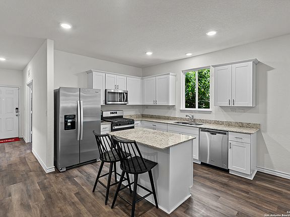 4th image of 1661 Viola Lane