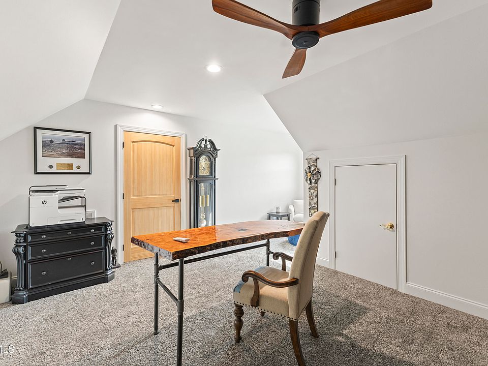 43rd image of this home