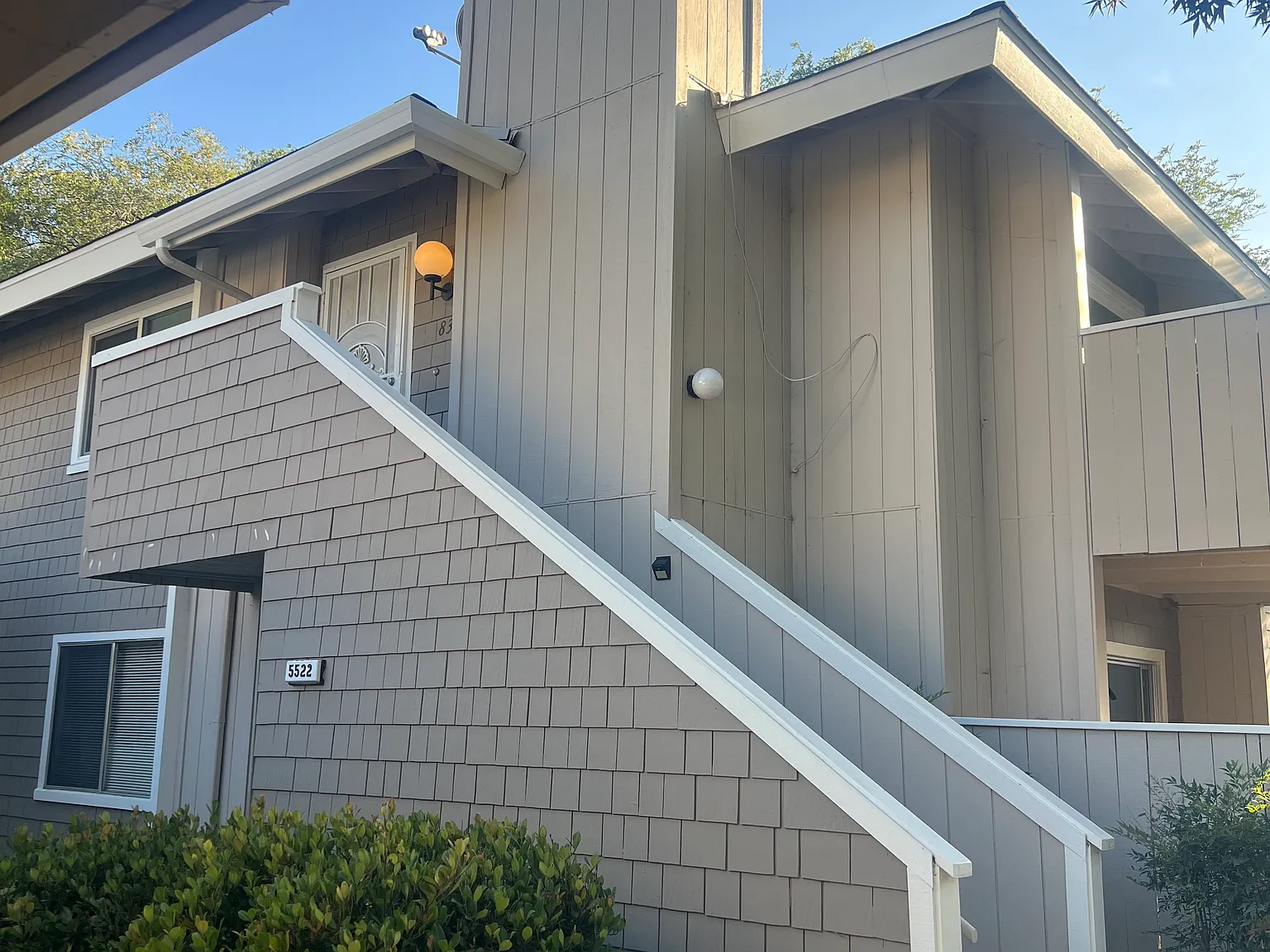 3 bed, 1245 sqft, $4,200 — Photo 2
