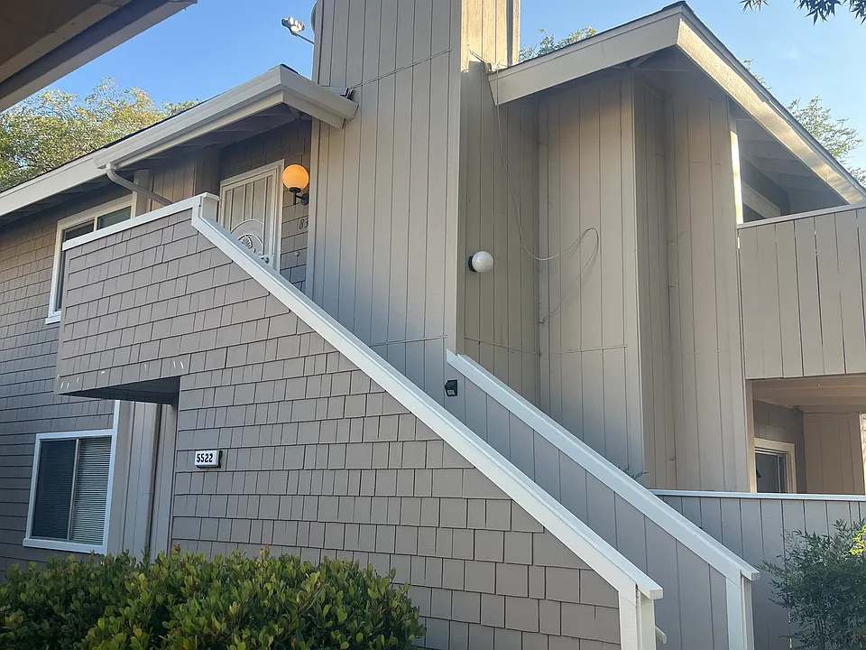 5522 Sean Cir