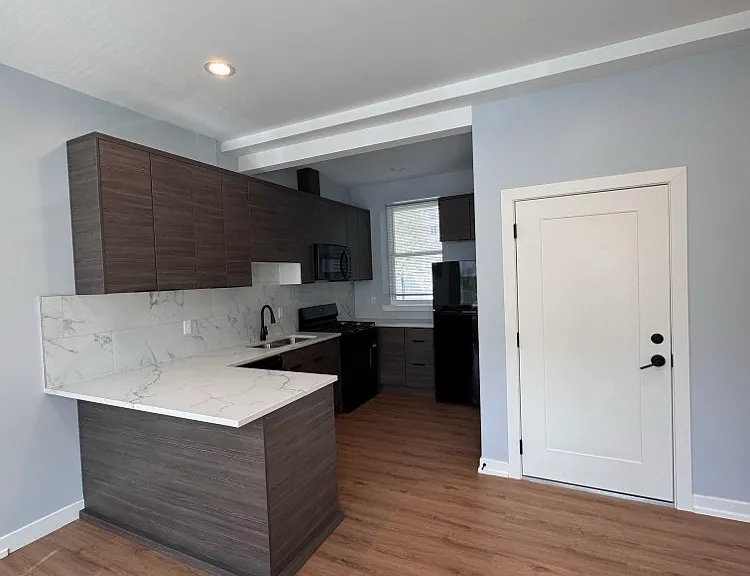 4901 N Kenmore Ave #1 — Photo 8