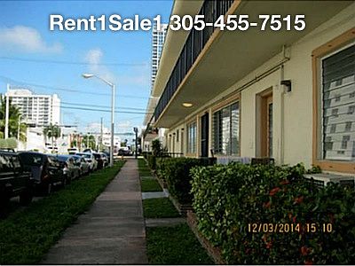 4th image of 6885 Byron Ave APT 203