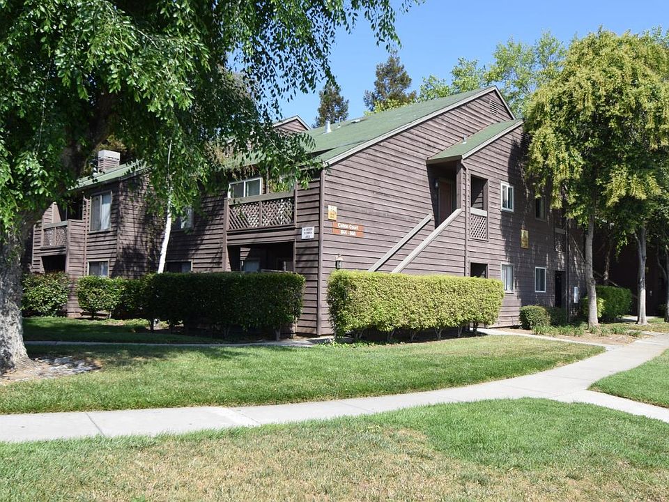 1st image of 858 Catkin Ct