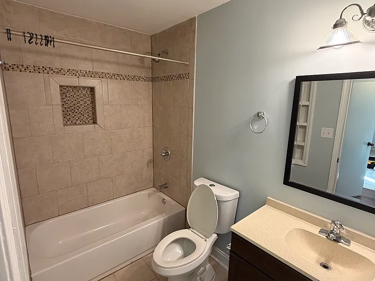 1914 Meadowlark Ln #6 — Photo 8