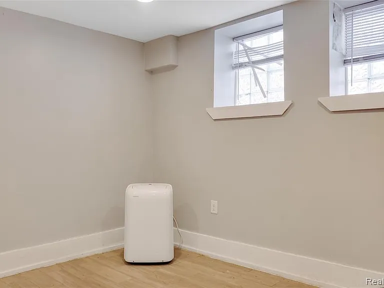 109 Leicester Ct #1 — Photo 10