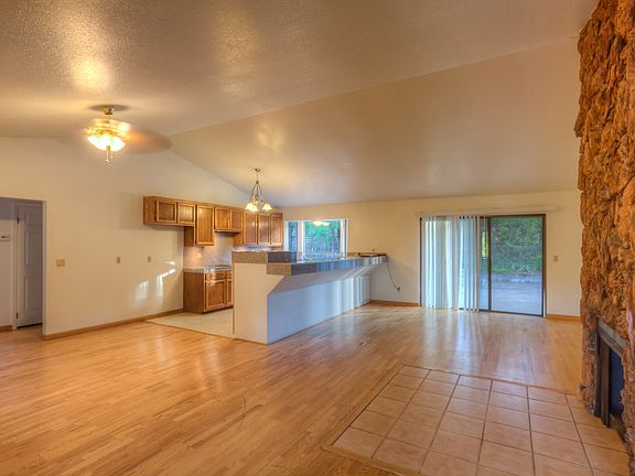 5th image of 3644 Mesa Verdes Dr