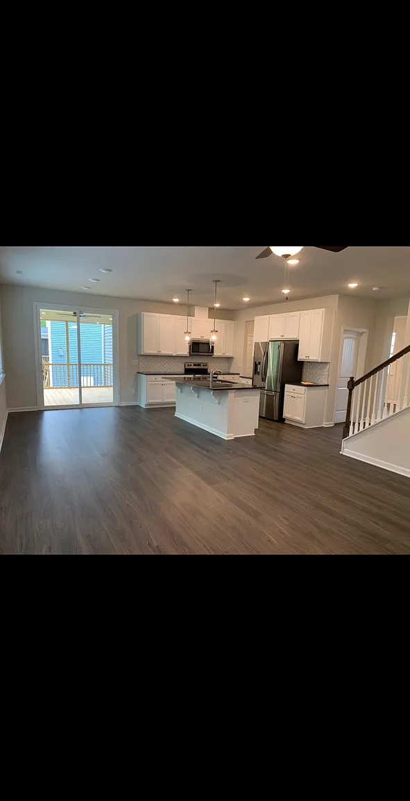 135 Rossell Park Circle - 1 — Photo 4