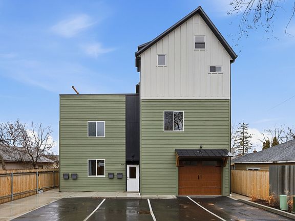 2nd image of 808-812 Ash St