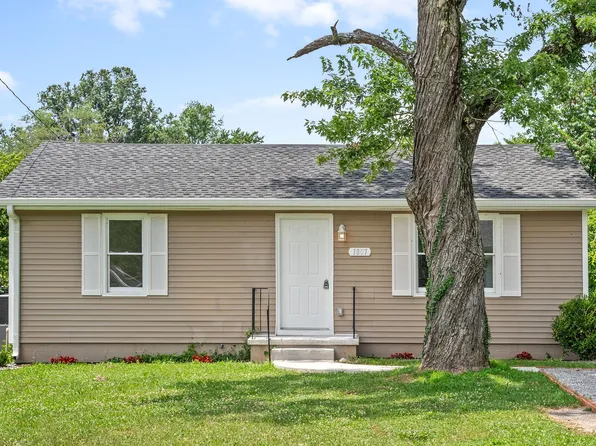 1807 McHenry Dr, Hopkinsville, KY 42240