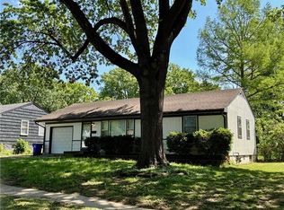 13403 6th St, Grandview, MO 64030