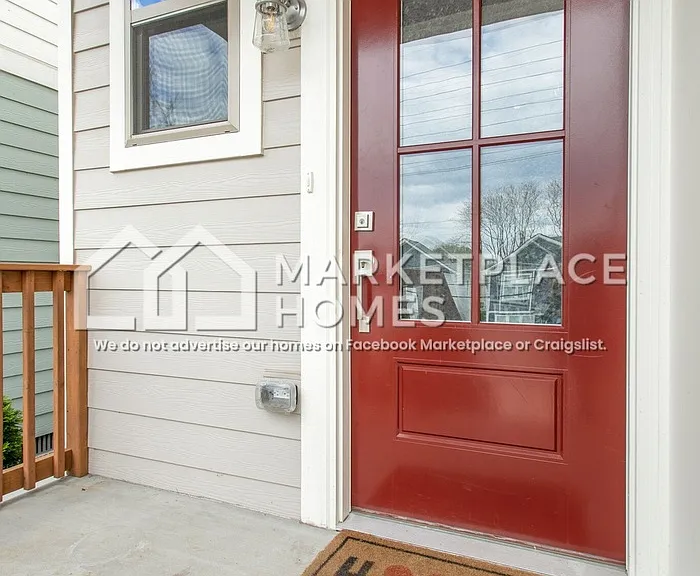 2119 Herman St — Photo 3