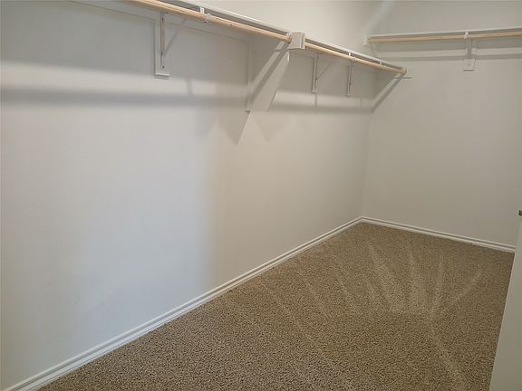 5th image of 240 Whispering Pine Dr
