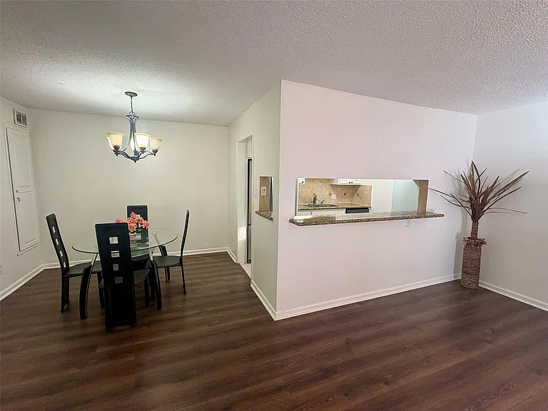 2744 Briarhurst Dr #38 — Photo 4