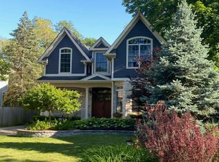 725 Chicago Ave, Downers Grove, IL 60515