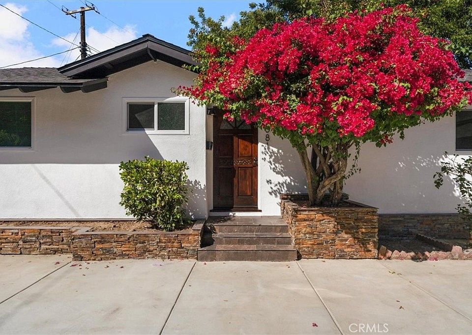 1st image of 8581 Owensmouth Ave