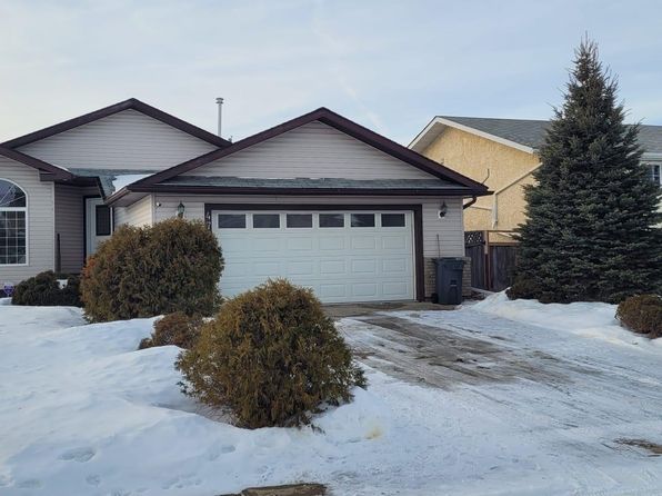 4720 47th St, Clyde, AB T0G 0P0