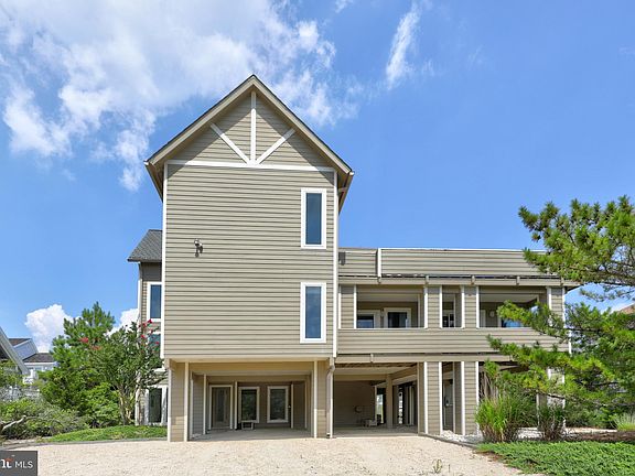 5th image of 39659 Bayberry Dunes Ln N